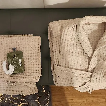 Comfort Malpensa Check In H 24 Posto Auto Privato ベッド・アンド・ブレックファスト 4*